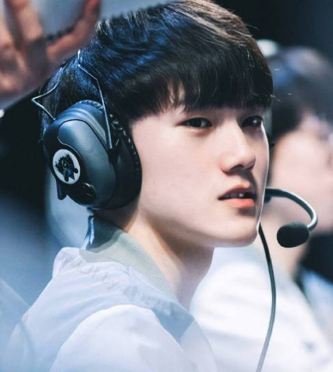 球队主教练 球队主教练