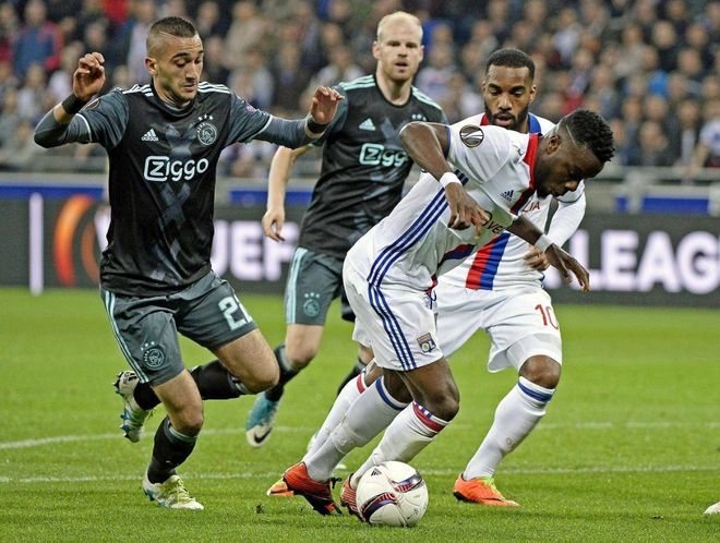 迷对于足球 迷对于足球